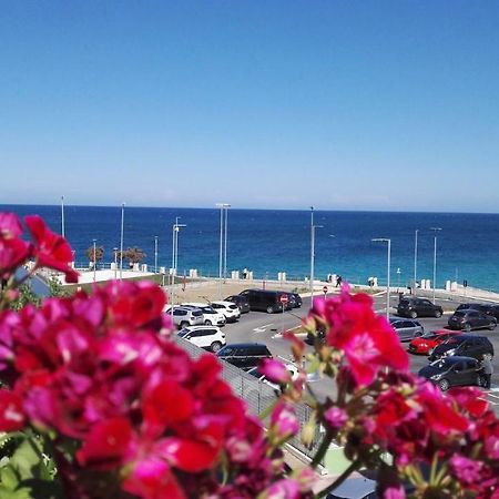 Gallery Art - Sea View Monopoli Buitenkant foto