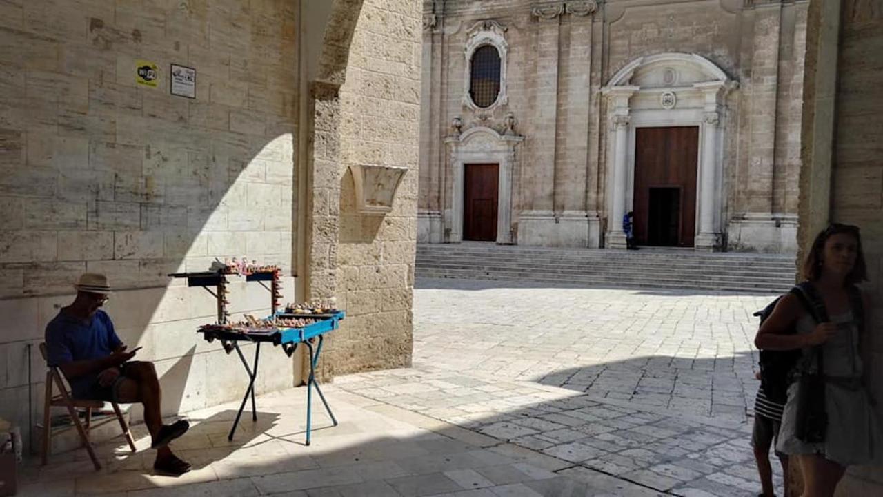 Gallery Art - Sea View Monopoli Buitenkant foto